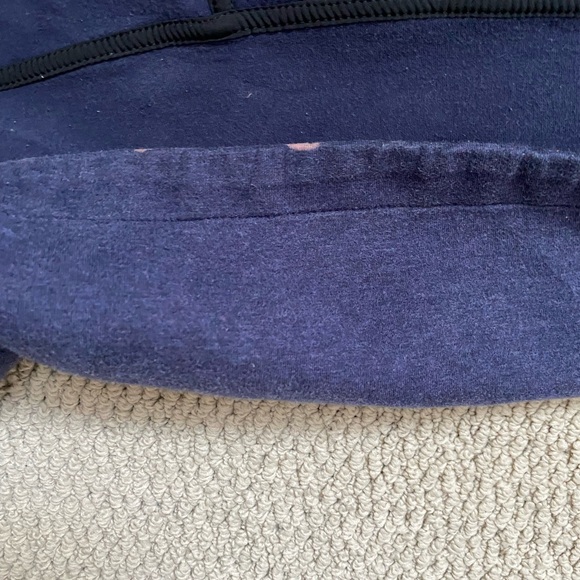 Lulu lemon size 6 navy scuba jacket flaw - Picture 5 of 9